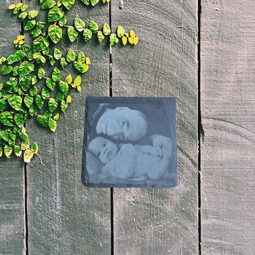 Schieferuntersetzer mit ihrem Foto graviert -