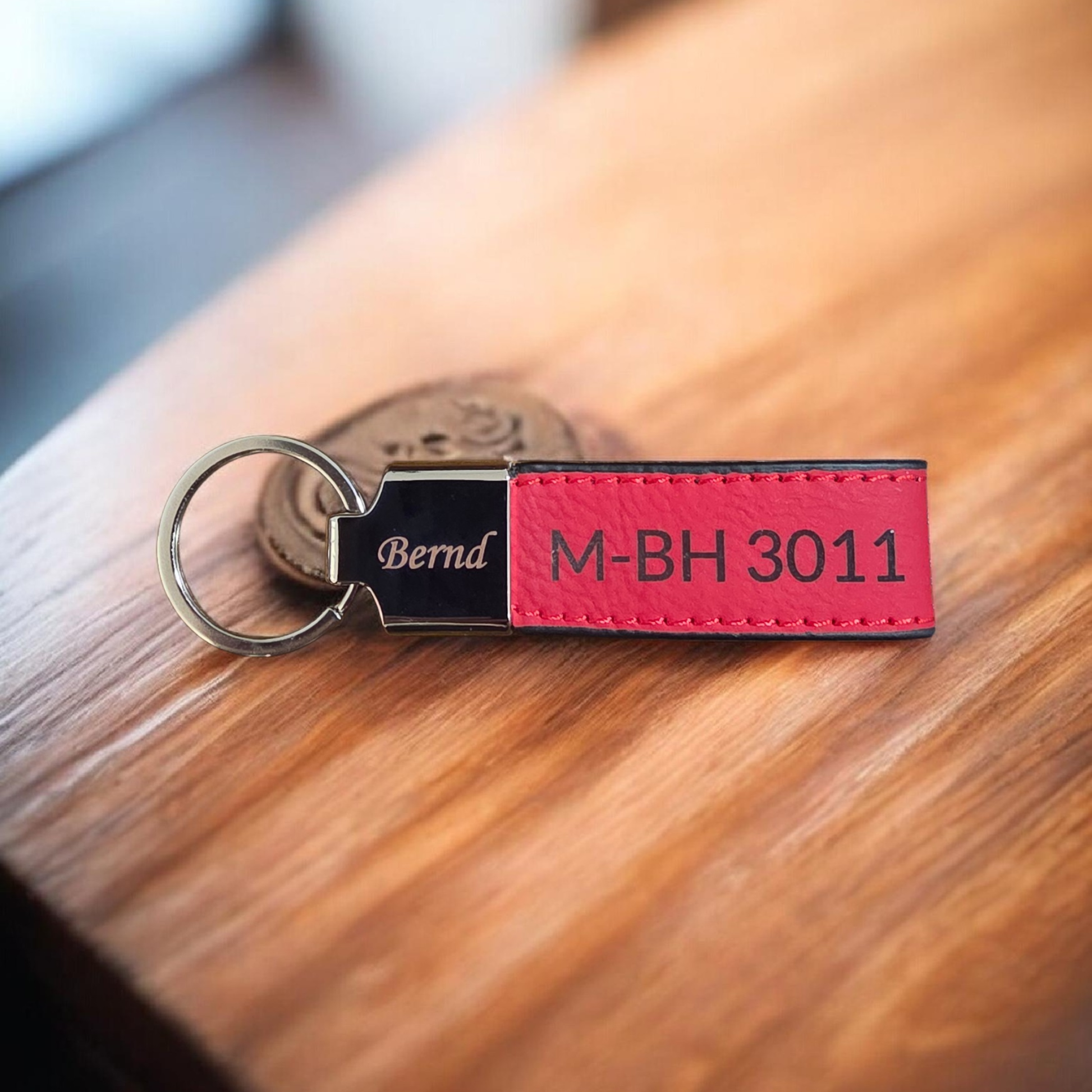 Personalisierter Schlüsselanhänger als Geschenkidee für Männer und Frauen mit Gravur nach Wunsch